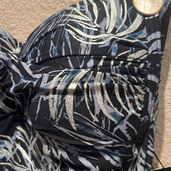 New Niptuck Women’s Slimming Tummy Control One Piece Swimsuit Size 6 NWT - Picture 6 of 13